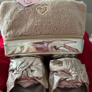 NWT: Juicy Couture Plush Beige and Metallic Gold set sandals